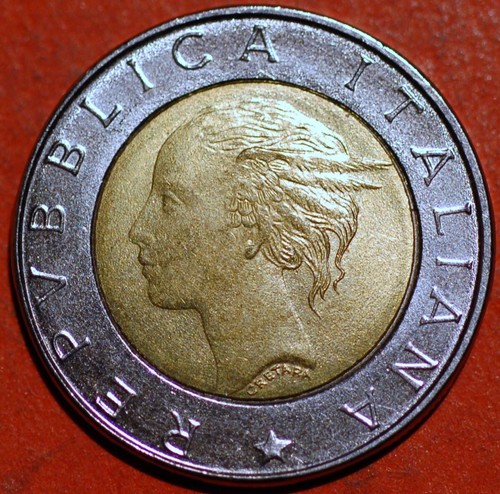 Italy 500 lire - lire, i.s.t.a.t.