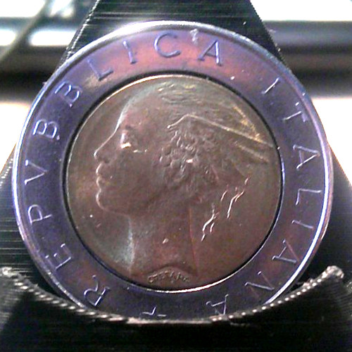Uncirculated bimetalic 1982 - bimetalic,